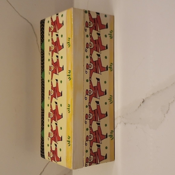 christmas Wooden Box with 3 Ornaments Santa Clause 9.5"l x 4"w x 3.25"h - Picture 2 of 10